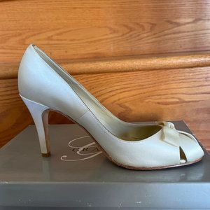 Ivory Satin Pumps, size 8 1/2,  by GRACE